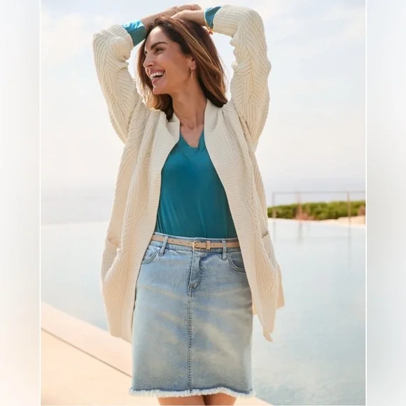 Tommy Bahama Boracay® Indigo Raw-Edge Midi Bleach Wash Denim Skirt Size 6. NWT - Picture 2 of 14